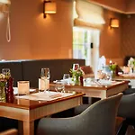 Fuchsbau Romantik & Restaurant & Fox Bar Hotel 4*