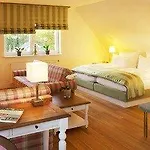Fuchsbau Romantik & Restaurant & Fox Bar Hotel 4*