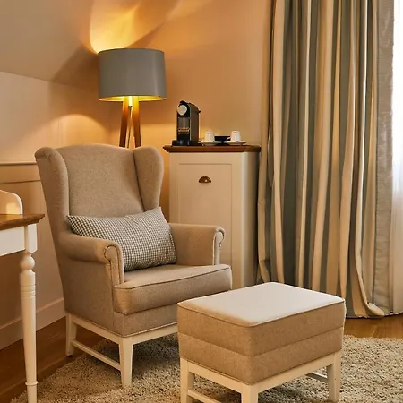 Fuchsbau Romantik & Restaurant & Fox Bar Timmendorfer Strand