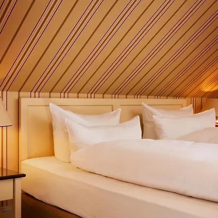 Fuchsbau Romantik & Restaurant & Fox Bar Szálloda Timmendorfer Strand