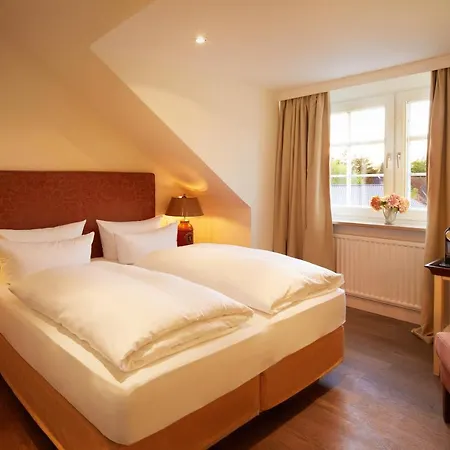 Fuchsbau Romantik & Restaurant & Fox Bar Szálloda Timmendorfer Strand