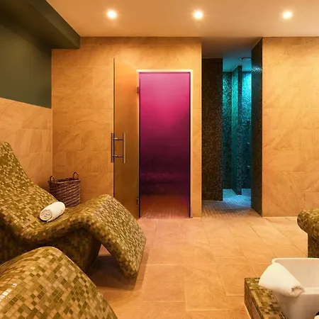 Fuchsbau Romantik & Restaurant & Fox Bar Timmendorfer Strand