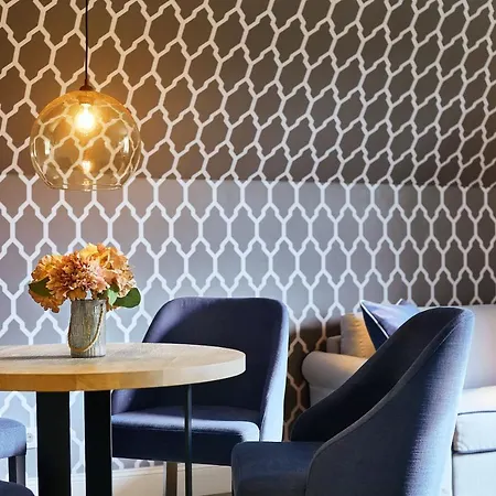 Fuchsbau Romantik & Restaurant & Fox Bar Hotell