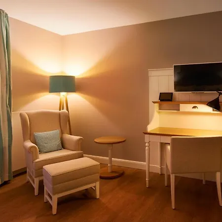 Fuchsbau Romantik & Restaurant & Fox Bar Timmendorfer Strand