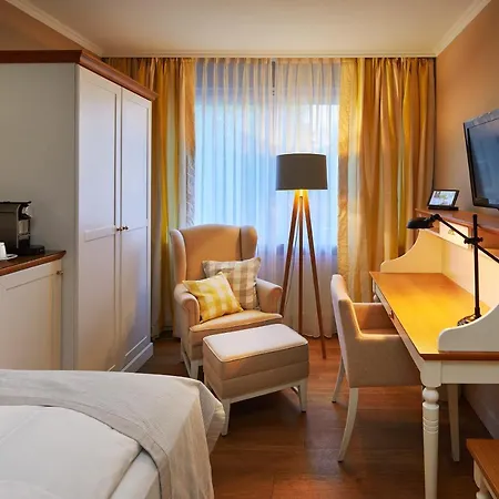 Fuchsbau Romantik & Restaurant & Fox Bar 4* Timmendorfer Strand