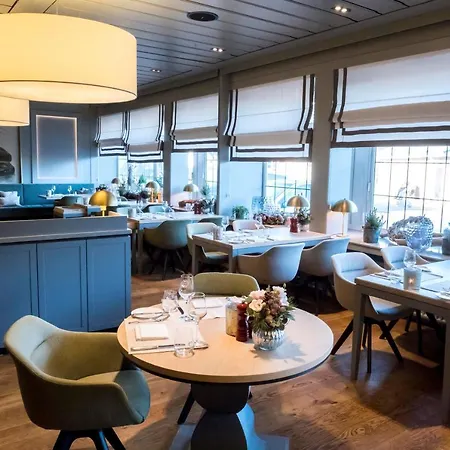 Hotell Fuchsbau Romantik & Restaurant & Fox Bar Timmendorfer Strand