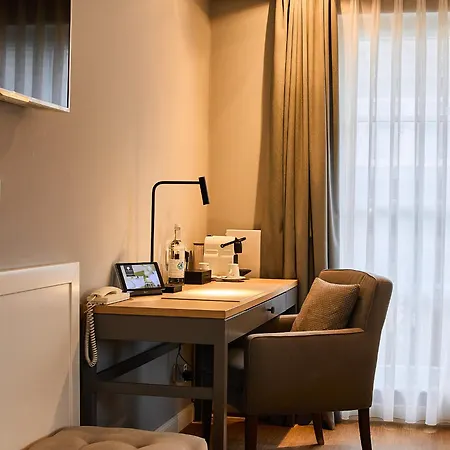 Hotel Romantik Fuchsbau 4*