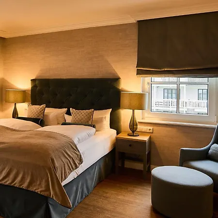 Hotell Fuchsbau Romantik & Restaurant & Fox Bar Timmendorfer Strand