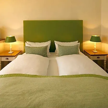 Fuchsbau Romantik & Restaurant & Fox Bar Hotell 4*