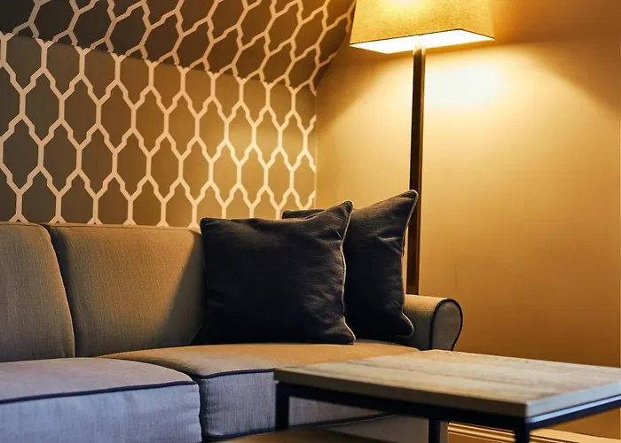 Fuchsbau Romantik & Restaurant & Fox Bar 4*