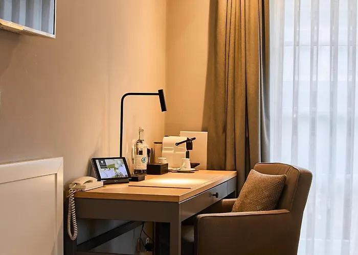 Hotel Fuchsbau Romantik & Restaurant & Fox Bar 4*