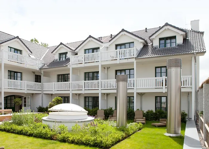 Fuchsbau Romantik & Restaurant & Fox Bar