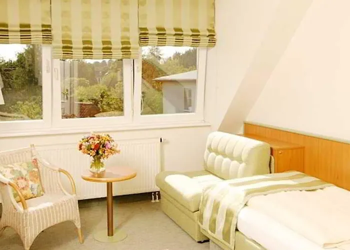 Fuchsbau Romantik & Restaurant & Fox Bar Hotel